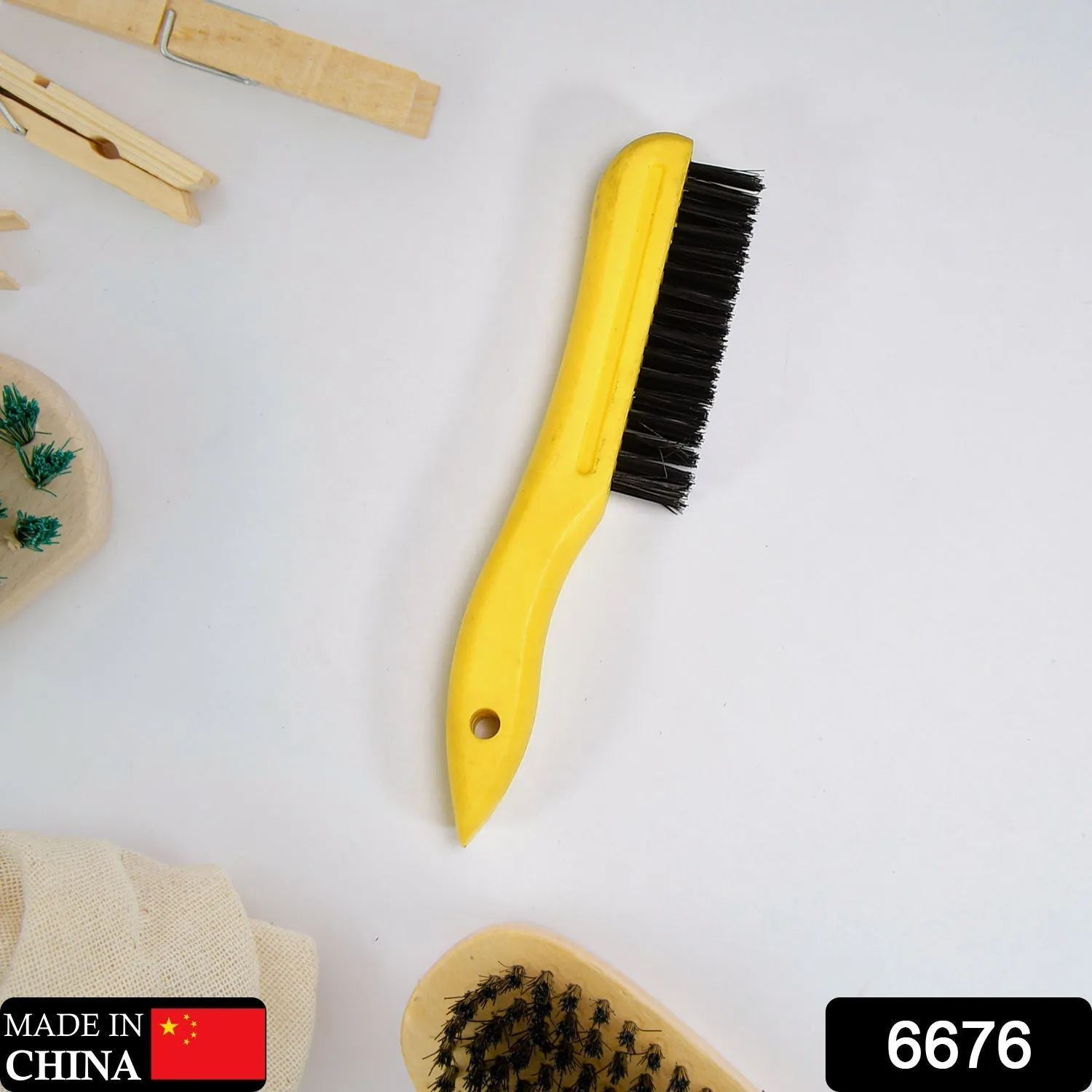 6676 Steel Wire Brush Cleaning Rust And Paint Removing Tool