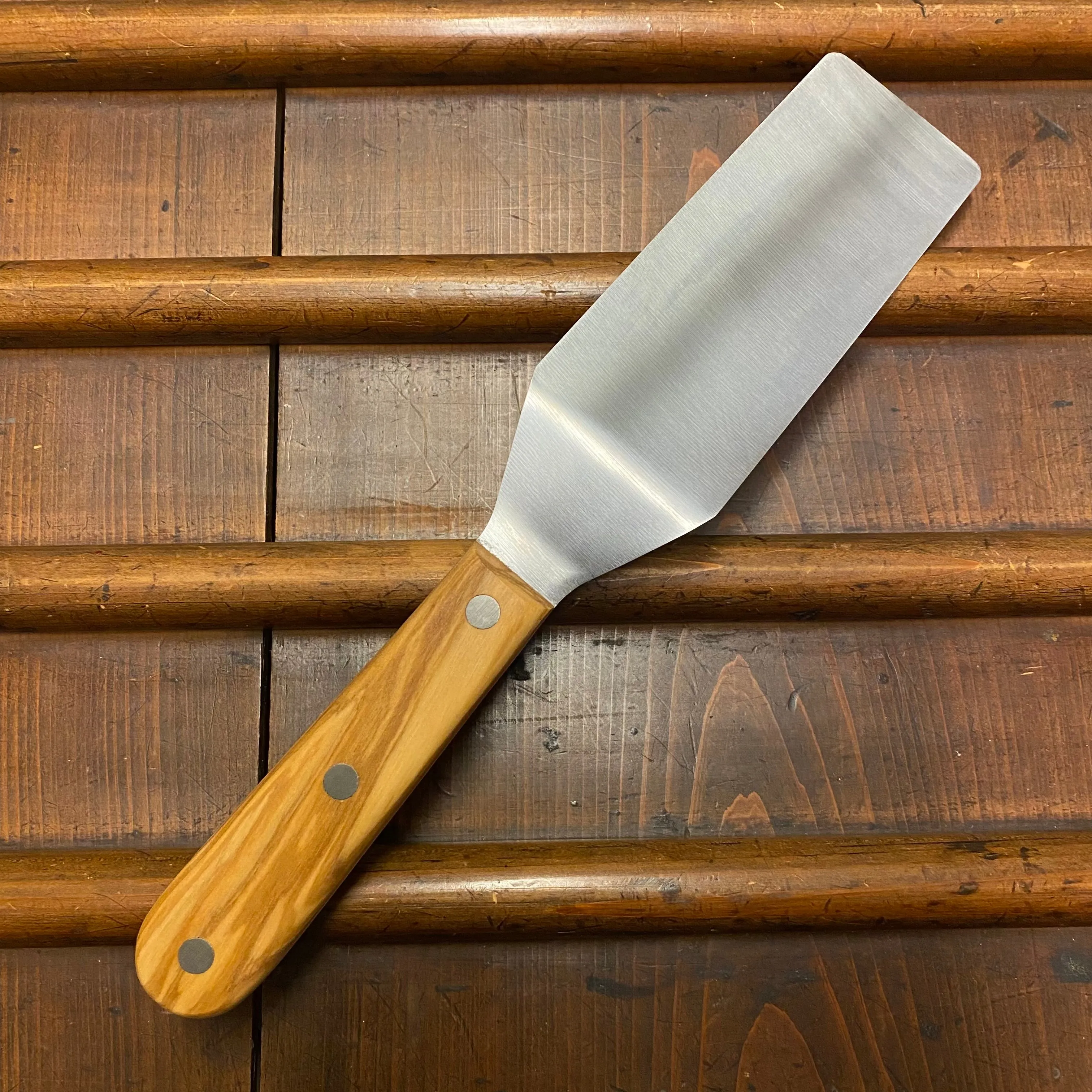 Due Buoi Narrow Spatula - Olive