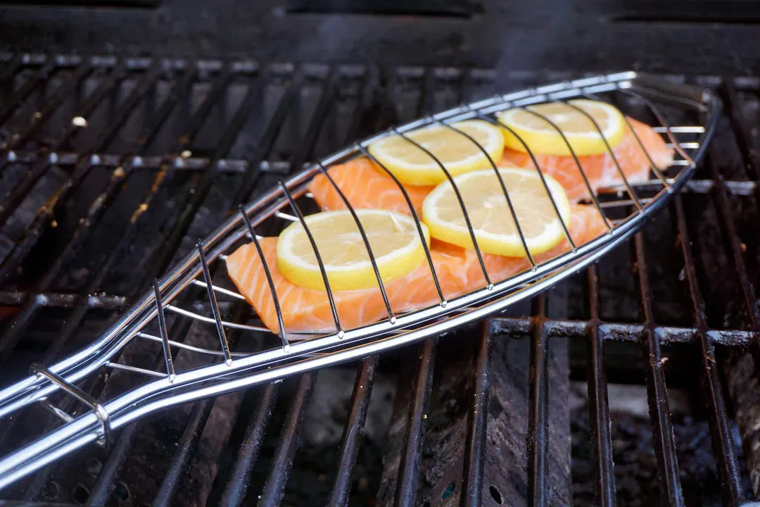 RSVP BBQ Fish basket with Rosewood Handle